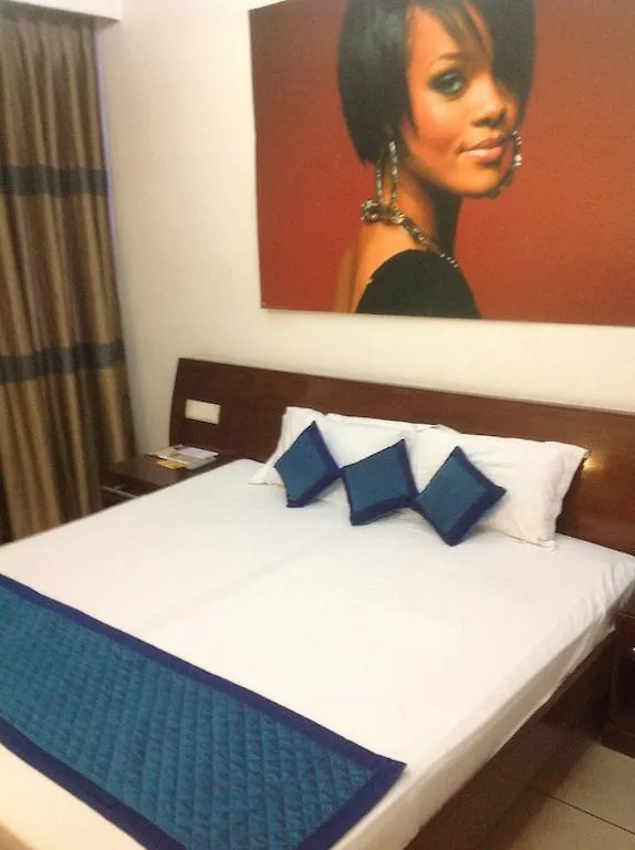 Rio Hotel Zirakpur 2*,  India