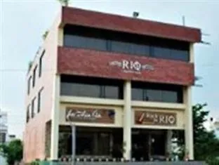 Rio Hotel Zirakpur 2*,  India