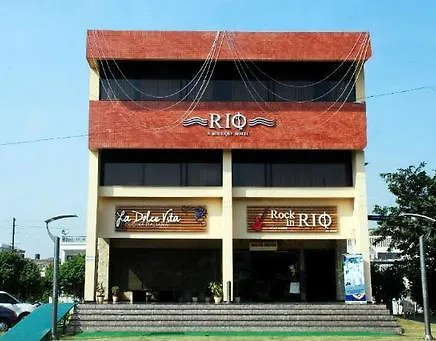 Rio Hotel Zirakpur